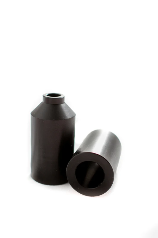 ENVY ALUMINUM PEG BLACK W/ AXLE 3 ENVY ALUMINUM PEG BLACK W/ AXLE