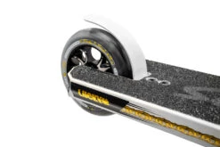 Lucky Signature Completes -Ride Pro Shop DSC06350 HDR 1024x1024 65831.1651089661