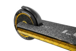 Lucky Prospect Complete -Ride Pro Shop DSC06358 HDR large 08711.1689015321